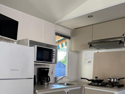 Cliquez pour découvrir toutes les photos de l'HÉBERGEMENT ! mobil-home - Le Petit Bois photo 5