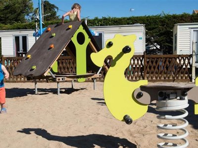 camping Le Petit Bois photo 2
