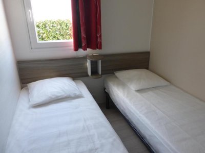 Cliquez pour découvrir toutes les photos de l'HÉBERGEMENT ! mobil-home - Le Pont D'yeu photo 4