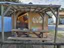 Cliquez pour découvrir toutes les photos de l'HÉBERGEMENT ! tente - camping Le Pont D'yeu photo 4