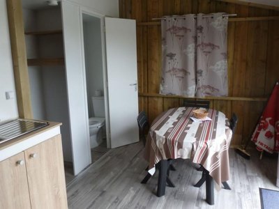 Cliquez pour découvrir toutes les photos de l'HÉBERGEMENT ! chalet - Paradis - De La Motte photo 3