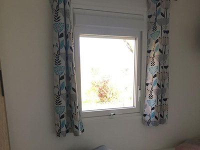 Cliquez pour découvrir toutes les photos de l'HÉBERGEMENT ! mobil-home - Paradis - De La Motte photo 6