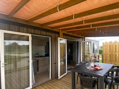 Cliquez pour découvrir toutes les photos de l'HÉBERGEMENT ! mobil-home - Paradis - De La Motte photo 4