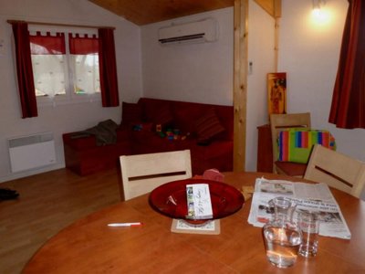 Cliquez pour découvrir toutes les photos de l'HÉBERGEMENT ! chalet - Paradis - De La Motte photo 4