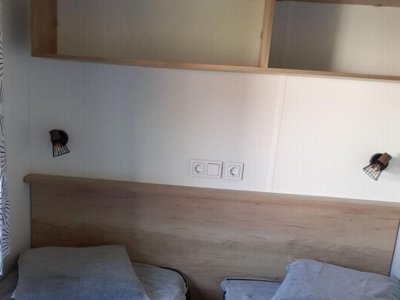 Cliquez pour découvrir toutes les photos de l'HÉBERGEMENT ! mobil-home - Paradis - De La Motte photo 2