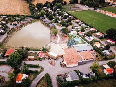 Cliquez pour découvrir toutes les photos de l'ÉTABLISSEMENT ! camping Paradis - De La Motte photo 2