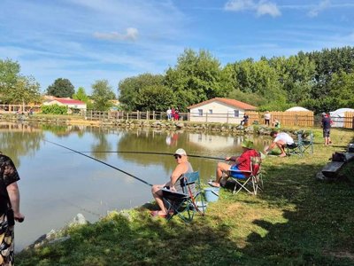 Cliquez pour découvrir toutes les photos de l'ÉTABLISSEMENT ! camping Paradis - De La Motte photo 26