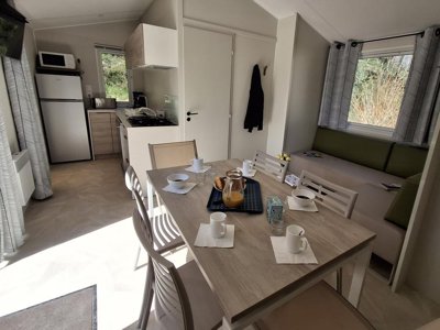 Cliquez pour découvrir toutes les photos de l'HÉBERGEMENT ! mobil-home - La Vallée De Poupet photo 3