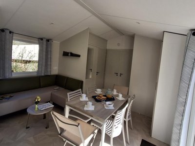 Cliquez pour découvrir toutes les photos de l'HÉBERGEMENT ! mobil-home - La Vallée De Poupet photo 5