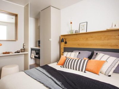 Cliquez pour découvrir toutes les photos de l'HÉBERGEMENT ! mobil-home - Le Rouge Gorge 10' Puy Du Fou photo 4