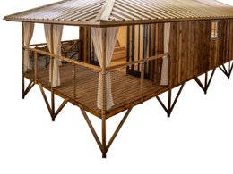 Camping Pas Cher vous présente avec son site Officiel campingpascher.fr, le Camping Le Rouge Gorge 10' Puy Du Fou classé 4 étoiles, situé sur la commune de Les Epesses dans le département Vendée (Pays De La Loire) en France. Le camping Le Rouge Gorge 10' Puy Du Fou, vous présente un hébergement de type chalet de 35 m² pour 5 personnes avec climatisation et télévision. Le camping Le Rouge Gorge 10' Puy Du Fou vous propose du dimanche 04 octobre au dimanche 11 octobre 2026 pour 7 nuits à 931€. Cette location propose 97 dates différentes pour réserver votre séjour. Découvrez également les 16 autres gammes d'hébergements du camping. Les Avis clients pour le Camping Le Rouge Gorge 10' Puy Du Fou sont de 7 sur 10. Piscine chauffée, Piscine couverte, Animations familiales, Aire de jeux enfants, Canoë-kayak, Cyclisme, Ping-pong, Plongée, Pétanque, Randonnée, Salle de fitness, Structure gonflable enfants, Terrain multisports, Trampoline, Bar, Boulangerie, Dépôt de pain, Plats à emporter, Snack/Bar, Épicerie,... En savoir plus : cliquez-ICI.