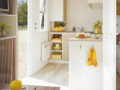 Cliquez pour découvrir toutes les photos de l'HÉBERGEMENT ! mobil-home - Domaine Du Collet photo 2
