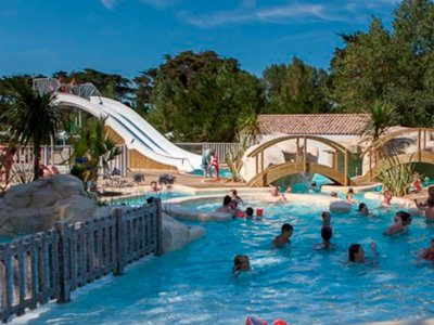 Cliquez pour découvrir toutes les photos de l'ÉTABLISSEMENT ! camping Domaine Du Collet photo 2
