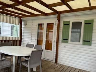 Cliquez pour découvrir toutes les photos de l'HÉBERGEMENT ! mobil-home - Domaine Du Collet photo 4