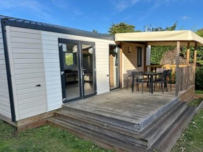 Cliquez pour découvrir toutes les photos de l'HÉBERGEMENT ! mobil-home - Domaine Du Collet photo 2