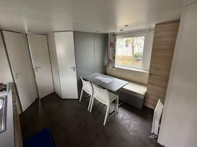 Cliquez pour découvrir toutes les photos de l'HÉBERGEMENT ! mobil-home - Domaine Du Collet photo 5