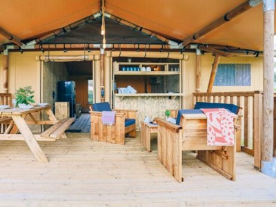 tente en toile et bois - Domaine Du Collet photo 5