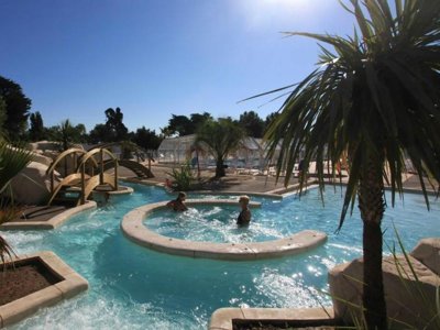 Cliquez pour découvrir toutes les photos de l'ÉTABLISSEMENT ! camping Domaine Du Collet photo 3