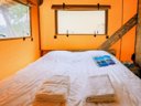 tente en toile et bois - camping Domaine Du Collet photo 8