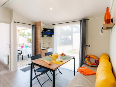 Cliquez pour découvrir toutes les photos de l'HÉBERGEMENT ! mobil-home - Du Vieux Château photo 1