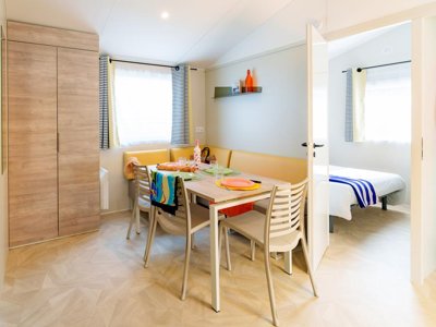 Cliquez pour découvrir toutes les photos de l'HÉBERGEMENT ! mobil-home - Du Vieux Château photo 3