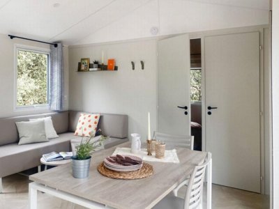 Cliquez pour découvrir toutes les photos de l'HÉBERGEMENT ! mobil-home - La Riviera photo 2