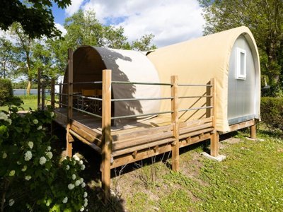 Cliquez pour découvrir toutes les photos de l'HÉBERGEMENT ! bungalow toilé - L'Isle Verte photo 7