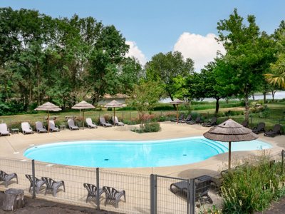 camping Romanée - Les Cochards photo 1