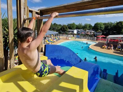 Cliquez pour découvrir toutes les photos de l'ÉTABLISSEMENT ! camping Les Chalands Fleuris photo 12