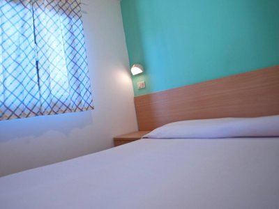 Cliquez pour découvrir toutes les photos de l'HÉBERGEMENT ! bungalow - Villaggio Le Diomedee photo 7