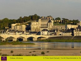 Camping Pas Cher vous présente avec son site Officiel campingpascher.fr, le Camping La Mignardiere classé 4 étoiles, situé sur la commune de Ballan Mire dans le département Indre-et-loire (Centre Val De Loire) en France. Le camping La Mignardiere, vous présente un hébergement de type mobil-home de 23 m². Le camping La Mignardiere vous propose du lundi 01 juin au lundi 08 juin 2026, en promotion à -18% pour 7 nuits à 350 € au lieu de 426,83 € soit une Économie de 76,83 €. Cette location propose 73 dates différentes pour réserver votre séjour. Découvrez également les 5 autres gammes d'hébergements du camping. Les Avis clients pour le Camping La Mignardiere sont excellents avec une note moyenne de 8 sur 10. Piscine couverte, Piscine extérieure, Animations familiales, Aire de jeux enfants, Canoë-kayak, Centre équestre, Court de tennis, Cyclisme, Golf, Ping-pong, Pétanque, Randonnée, Structure gonflable enfants, Terrain de football, Terrain de volley-ball, Bar, Dépôt de pain, Plats à emporter, Snack/Bar,... En savoir plus : cliquez-ICI.