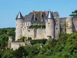 Camping Pas Cher vous présente avec son site Officiel campingpascher.fr, le Camping FlowerLes Granges classé 3 étoiles, situé sur la commune de Luynes dans le département Indre-et-loire (Centre Val De Loire) en France. Le camping Flower Les Granges, vous présente un hébergement de type mobil-home de 30 m² pour 4 personnes. Le camping Flower Les Granges vous propose du sam. 29 août au sam. 05 septembre 2026 pour 7 nuits à 371€. Cette location propose 76 dates différentes pour réserver votre séjour. Découvrez également les 14 autres gammes d'hébergements du camping. Les Avis clients pour le Camping FlowerLes Granges sont excellents avec une note moyenne de 9 sur 10. Piscine couverte, Piscine extérieure, Club enfants, Aire de jeux enfants, Baby-foot, Canoë-kayak, Cyclisme, Ping-pong, Piscine, Pétanque, Randonnée, Salle de jeux vidéo, Structure gonflable enfants, Terrain de badminton, Terrain de volley-ball, Trampoline, Bar, Dépôt de pain, Plats à emporter, Snack/Bar, Épicerie,... En savoir plus : cliquez-ICI.