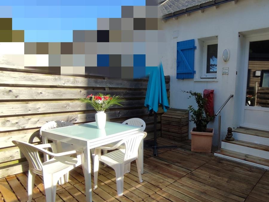 Camping Pas Cher vous présente avec son site Officiel campingpascher.fr, le Camping Le Beaupré classé 3 étoiles, situé sur la commune de Mesquer dans le département Loire-atlantique (Pays De La Loire) en France. Le camping Le Beaupré, vous présente un hébergement de type maison de campagne de 37 m² et télévision. Le camping Le Beaupré vous propose du jeudi 24 septembre au jeudi 01 octobre 2026 pour 7 nuits à 356€. Cette location propose 33 dates différentes pour réserver votre séjour. Découvrez également les 9 autres gammes d'hébergements du camping. Les Avis clients pour le Camping Le Beaupré sont excellents avec une note moyenne de 8 sur 10. Aire de jeux enfants, Pétanque, Bar, Snack/Bar,... En savoir plus : cliquez-ICI.