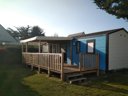 Camping Pas Cher vous présente avec son site Officiel campingpascher.fr, le Camping De La Plage classé 3 étoiles, situé sur la commune de Damgan dans le département Morbihan (Bretagne) en France. Le camping De La Plage vous propose un hébergement de type mobil-home de 35 m² pour 6 personnes (télévision). L'établissement vous propose 13 autres types d'hébergements. Découvrez tous nos séjours à petits prix dans la commune et aux alentours de Damgan du département : Morbihan (Bretagne). Les Avis clients pour le Camping De La Plage sont excellents avec une note moyenne de 8 sur 10. Aire de jeux enfants, Baby-foot, Court de tennis, Cyclisme, Paddle, Ping-pong, Piscine, Planche à voile, Pédalo, Pétanque, Randonnée, Skatepark, Ski nautique, Terrain de beach-volley, Trampoline, Voile, kiteSurf, Boulangerie, Bureau de tabac, Créperie, Dépôt de pain, Pizzeria, Snack/Bar, Station-service, Supermarché, Épicerie,... En savoir plus : cliquez-ICI.