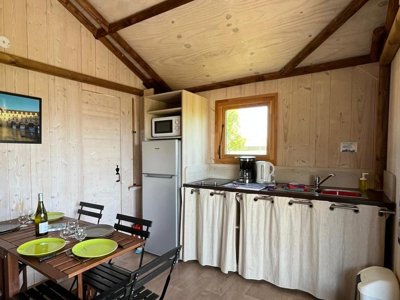 Cliquez pour découvrir toutes les photos de l'HÉBERGEMENT ! tente - Lodges De Blois Chambord photo 5