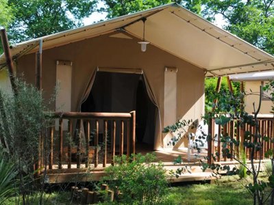 Cliquez pour découvrir toutes les photos de l'ÉTABLISSEMENT ! camping Flower La Blanche Hermine photo 17