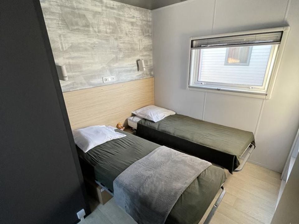 Cliquez pour découvrir toutes les photos de l'HÉBERGEMENT ! mobile_home - Paradis - Les Palmiers photo 4