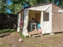 Cliquez pour découvrir toutes les photos de l'HÉBERGEMENT ! bungalow toilé - camping Les Bruyères Carnac photo 2