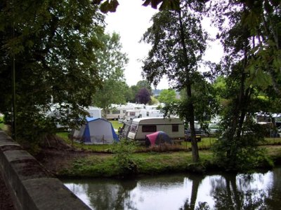 Cliquez pour découvrir toutes les photos de l'ÉTABLISSEMENT ! camping Des Lancières photo 2
