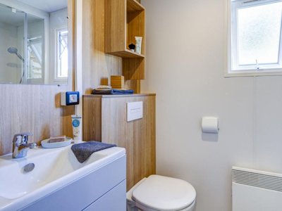 Cliquez pour découvrir toutes les photos de l'HÉBERGEMENT ! mobil-home - Le Cabellou Plage photo 3