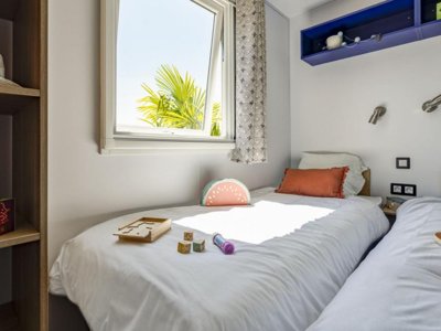 Cliquez pour découvrir toutes les photos de l'HÉBERGEMENT ! mobil-home - Le Cabellou Plage photo 6