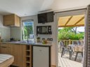 Cliquez pour découvrir toutes les photos de l'HÉBERGEMENT ! mobil-home - camping Le Cabellou Plage photo 3