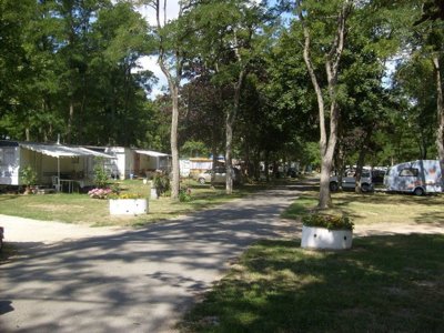 camping L'isle Aux Moulins photo 1