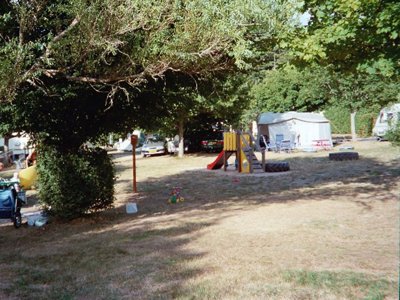 camping Fontenoy Le Chateau photo 15