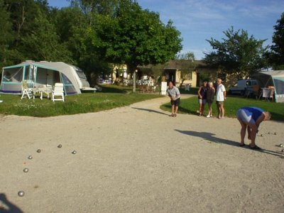 camping Fontenoy Le Chateau photo 2