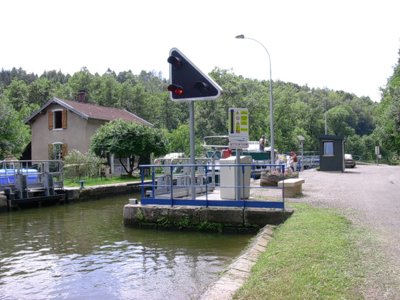 camping Fontenoy Le Chateau photo 8