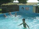 Camping Pas Cher vous présente avec son site Officiel campingpascher.fr, le Camping Fontenoy Le Chateau classé 2 étoiles, situé sur la commune de Fontenoy Le Chateau dans le département Vosges (Lorraine) en France. Le camping Fontenoy Le Chateau vous propose un hébergement de type mobil-home. L'établissement vous propose un autre type d'hébergement. Découvrez tous nos séjours à petits prix dans la commune et aux alentours de Fontenoy Le Chateau du département : Vosges (Lorraine). Les Avis clients pour le Camping Fontenoy Le Chateau sont excellents avec une note moyenne de 8 sur 10. Piscine chauffée, Piscine extérieure, Aire de jeux enfants, Centre équestre, Court de tennis, Ping-pong, Pétanque, Terrain de football, Dépôt de pain, Snack/Bar, Épicerie,... En savoir plus : cliquez-ICI.