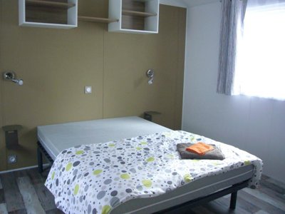 Cliquez pour découvrir toutes les photos de l'HÉBERGEMENT ! mobil-home - Le Lac O Fées photo 5