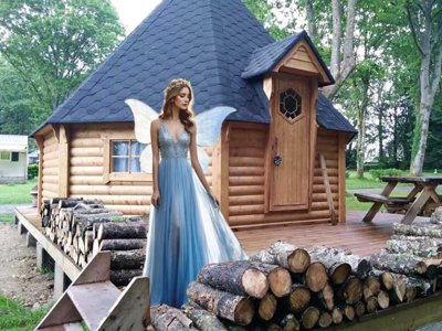 Cliquez pour découvrir toutes les photos de l'HÉBERGEMENT ! hébergement insolite - Le Lac O Fées photo 2