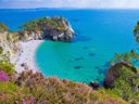 Camping Pas Cher vous présente avec son site Officiel campingpascher.fr, le Camping De Goulit Ar Guer classé 2 étoiles, situé sur la commune de Plomodiern dans le département Finistère (Bretagne) en France. Le camping De Goulit Ar Guer vous propose un hébergement de type mobil-home de 30 m² pour 5 personnes. L'établissement vous propose 2 autres types d'hébergements. Découvrez tous nos séjours à petits prix dans la commune et aux alentours de Plomodiern du département : Finistère (Bretagne). Les Avis clients pour le Camping De Goulit Ar Guer sont excellents avec une note moyenne de 8 sur 10. Mer, Aire de jeux enfants, Baby-foot, Cyclisme, Pétanque, Randonnée, Salle de jeux vidéo, Trampoline, Boulangerie, Bureau de tabac, Dépôt de pain, Station-service, Supermarché, Épicerie,... En savoir plus : cliquez-ICI.